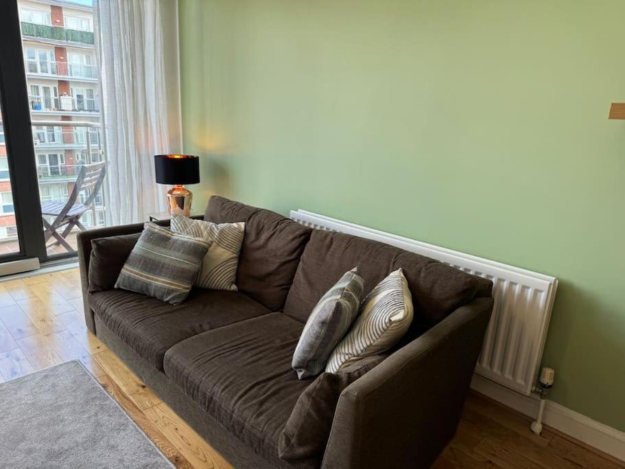 Stylish City Centre 2 Bedroom Apartment With Belfast Cityscape View Esterno foto